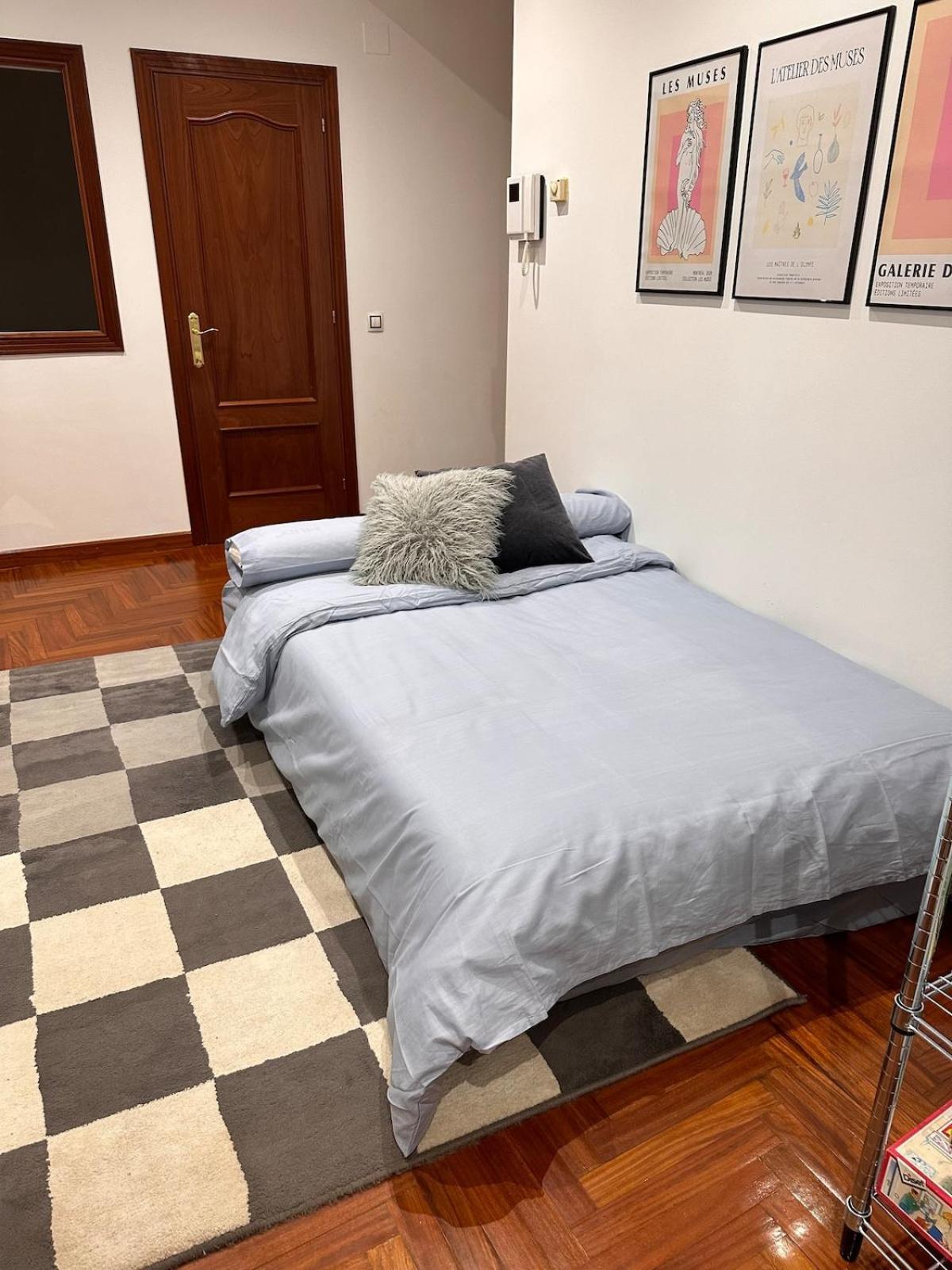 Apartament In The Center Of *